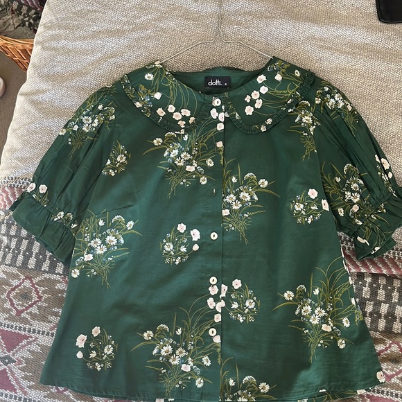 Dotti Addison frill collar top size 10 in daisies. - Picture 3 of 5